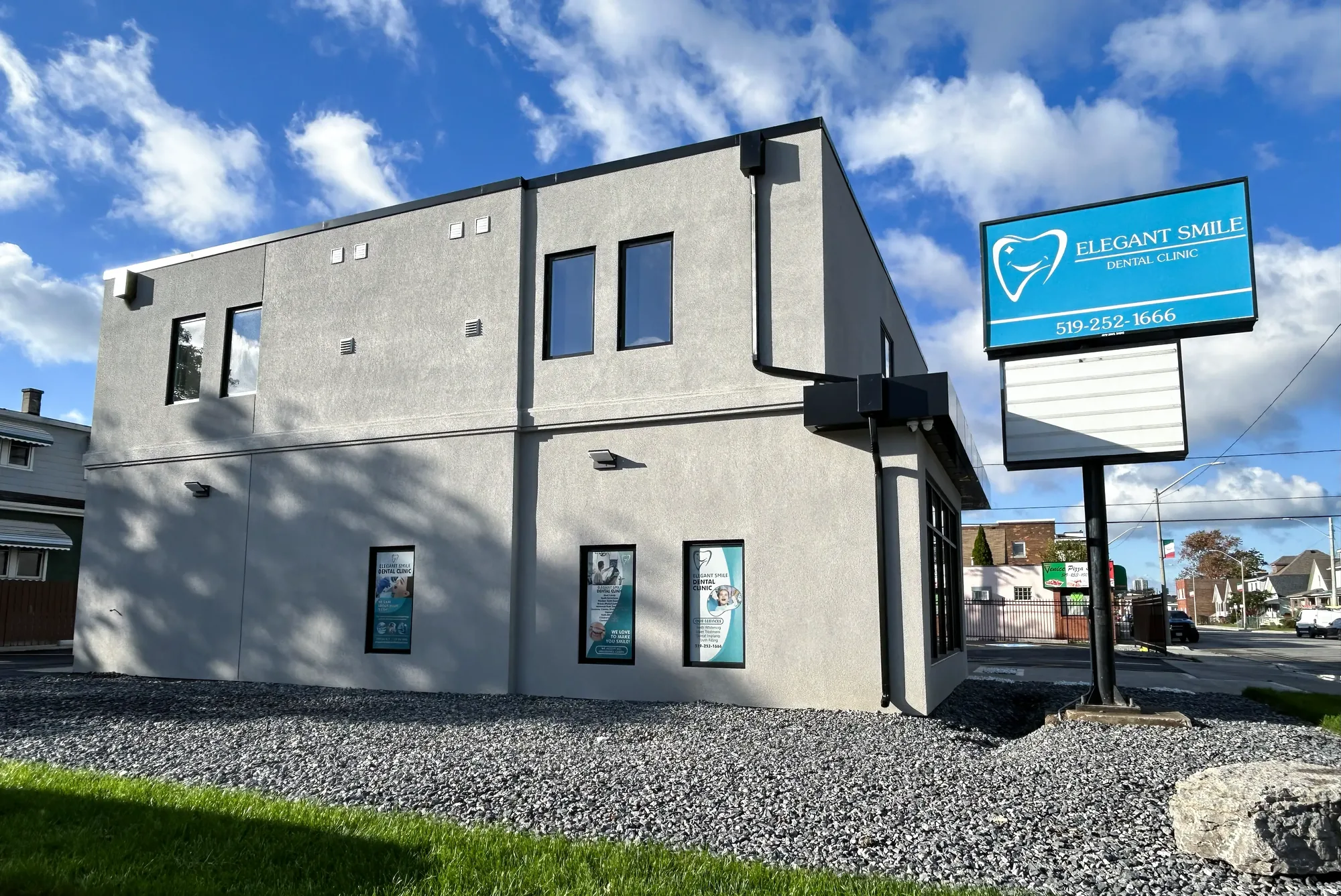1485 Erie St, Side Yard Dental Office